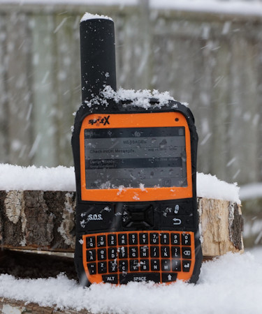 SPOT X display in wet weather 