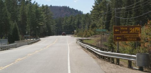 Mew Lake Entrance from Highway