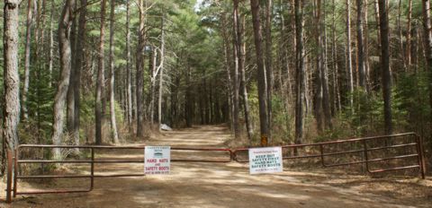 Kearney Lake Camp entrance