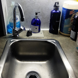 Single water tap 